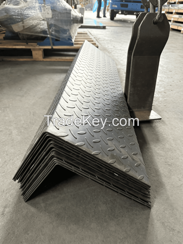 Stainless Steel Checkered Plate Embossed Sheet with Bending & Cutting Services