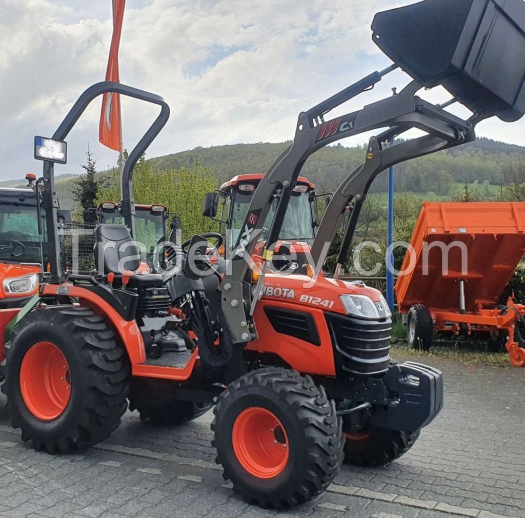 Fairly Used Super Quality Brand New for 4x4 Farm Tractor 75HP with Gearbox and Pump 4-Year Warranty Available for Shipment