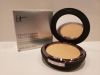 It Cosmetics ~ Celebration Foundation Anti-Aging Powder Foundation~ Light ~ NIB