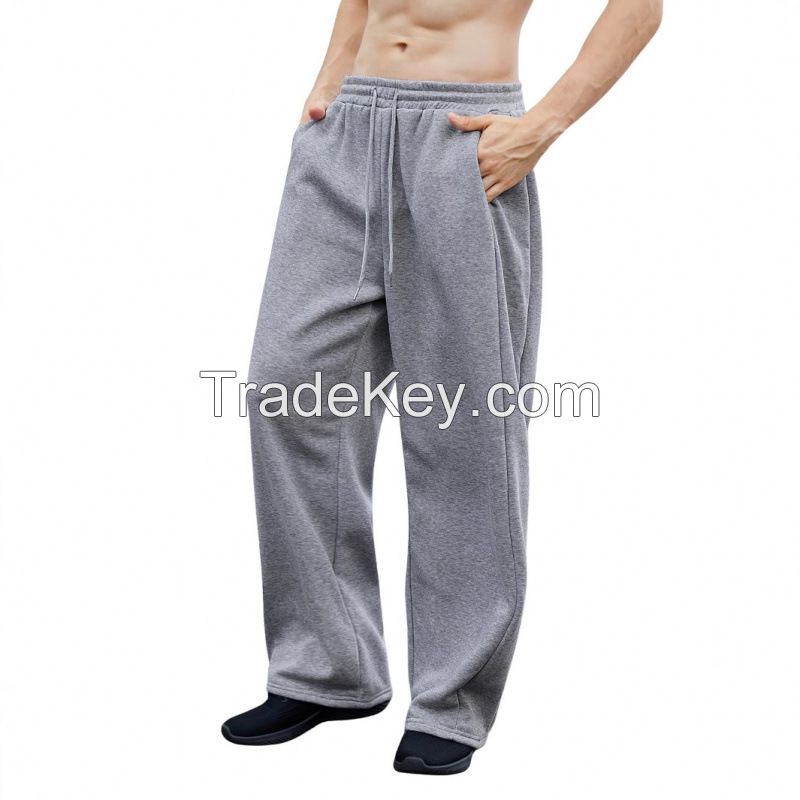 Men's cargo pants with drawstring at the waist, straight and wide-leg, loose fit, with pockets on the waistband.