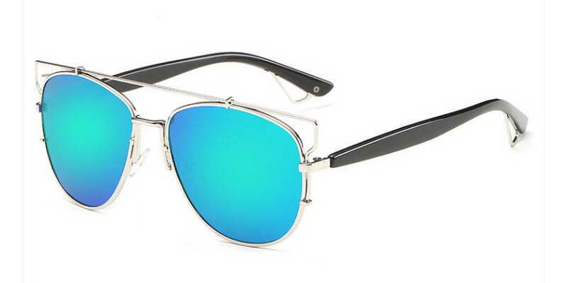 Wholesale pantos shape the openwork metal frame fashion sunglasses for women