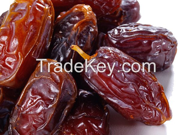 Dried dates