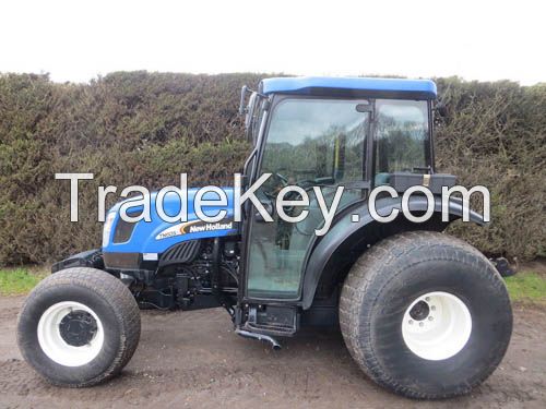 NEW HOLLAND TN60SA TRACTOR