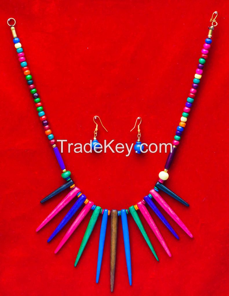 Artificial Necklaces