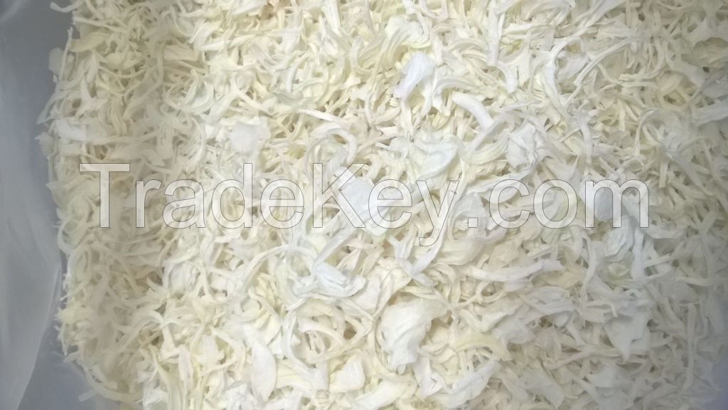 Dehydrated White onion Flakes