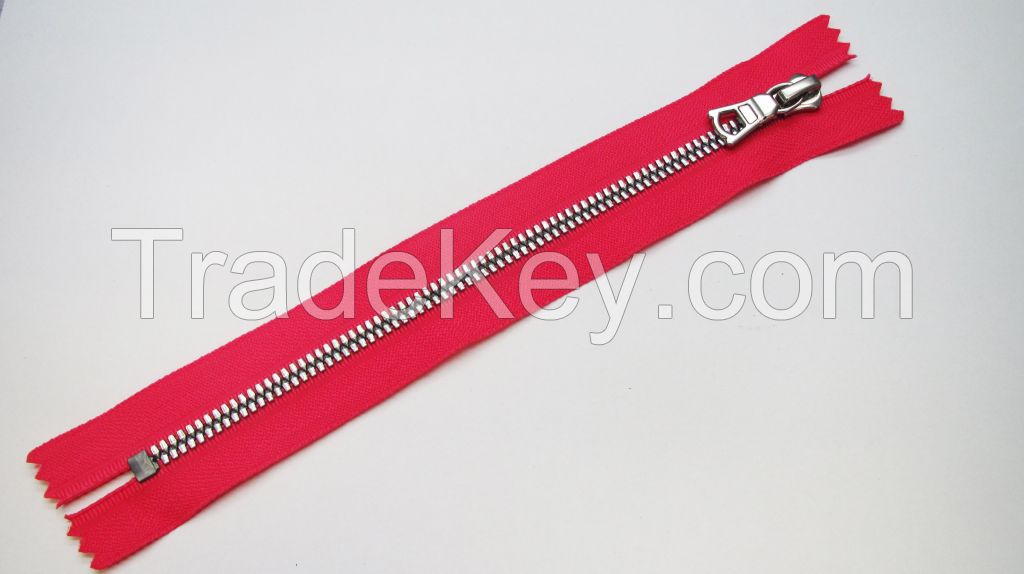 3# close ended metal zipper with special teeth