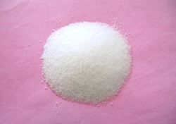 Sell Manufacturer pure caustic soda pearls/sodium hydroxide 99% for industry with good price