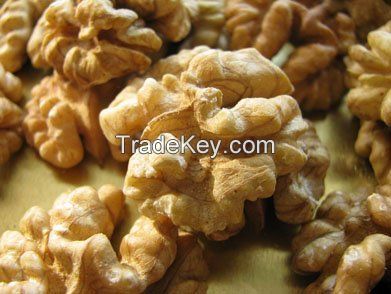 walnut in shell, walnut kernel