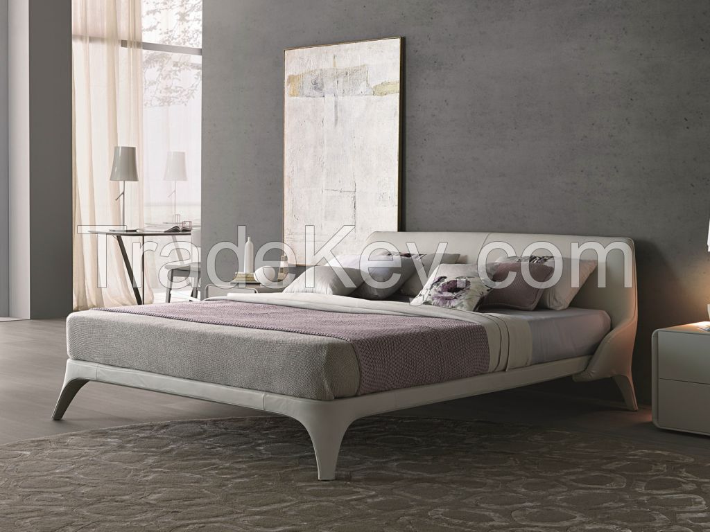 Latest double bed designs Europ style solid wood bed