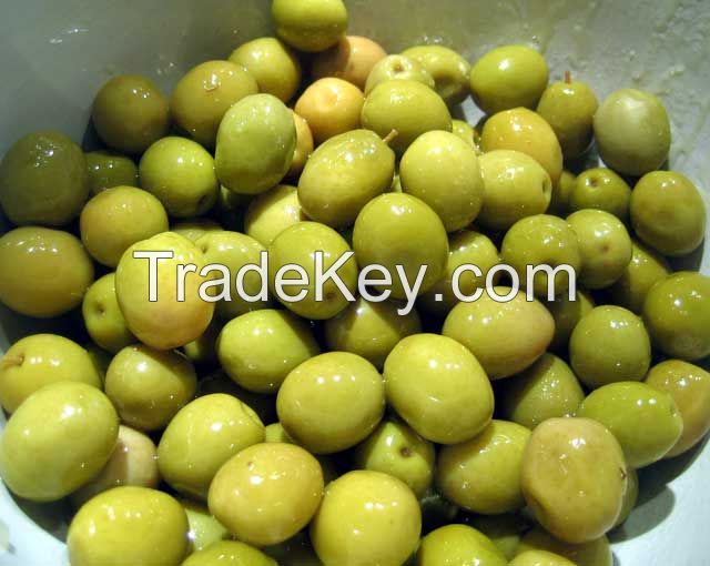 GREEN OLIVES