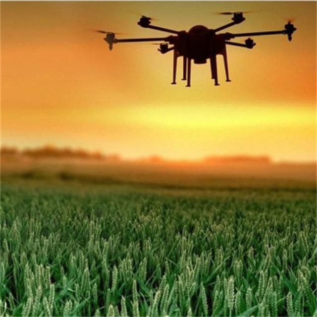 sell 2017 new design10L agriculture drone sprayer water proof drone for paddy field operation