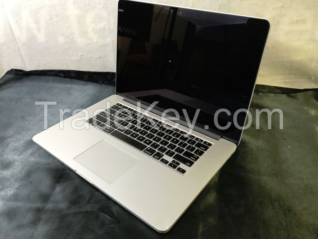 2015 15" Apple MacBook Pro RETINA 2.2 GHz i7 512GB SSD 16GB RAM + New Display