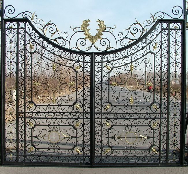 Nice walkway gate