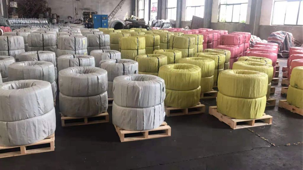 Galvanized wire for weave