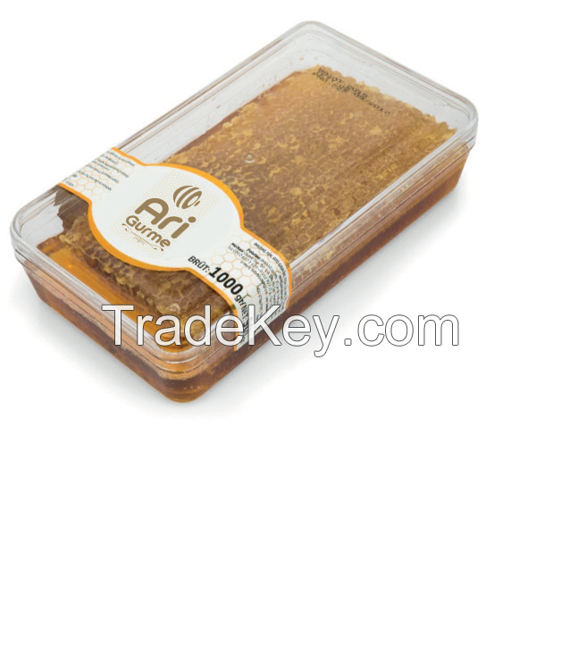 Packed Comb Honey 900gr