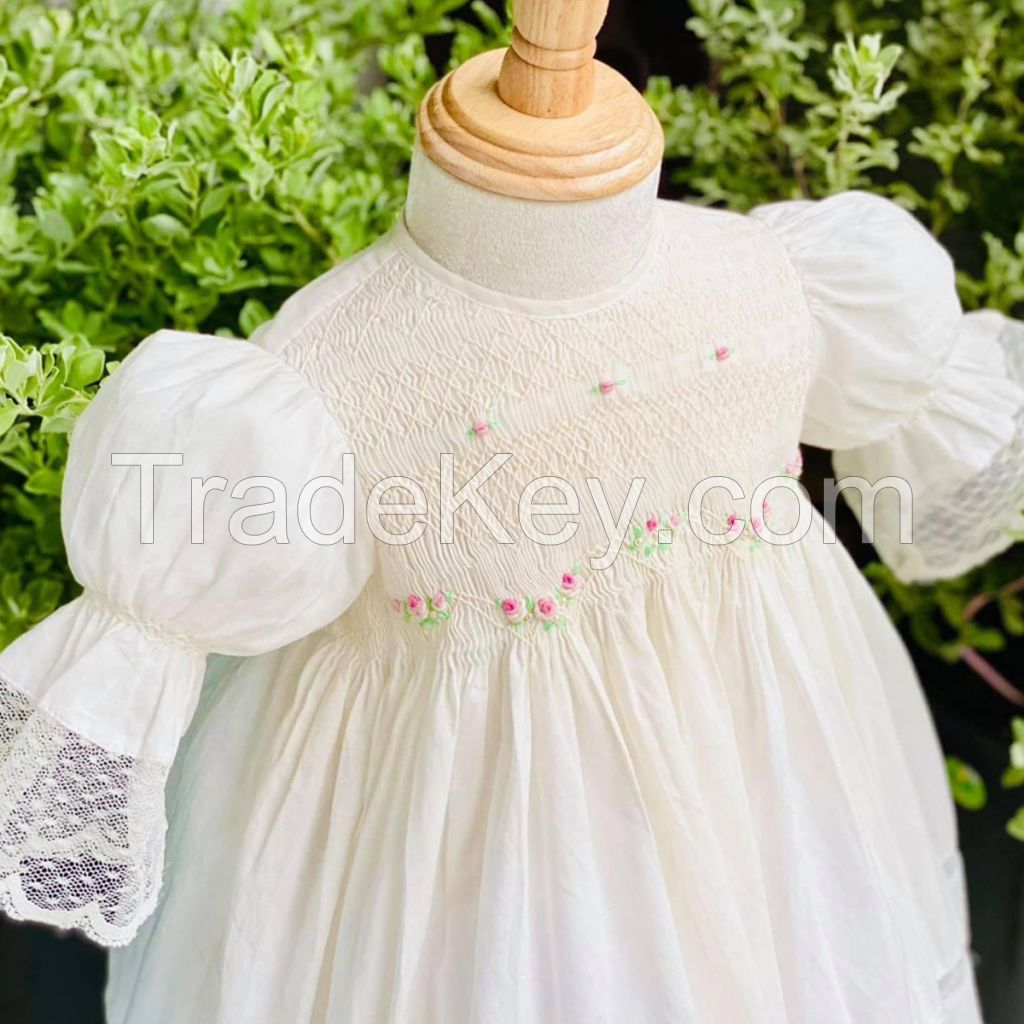 Hand smocked dress Bunniti BN261