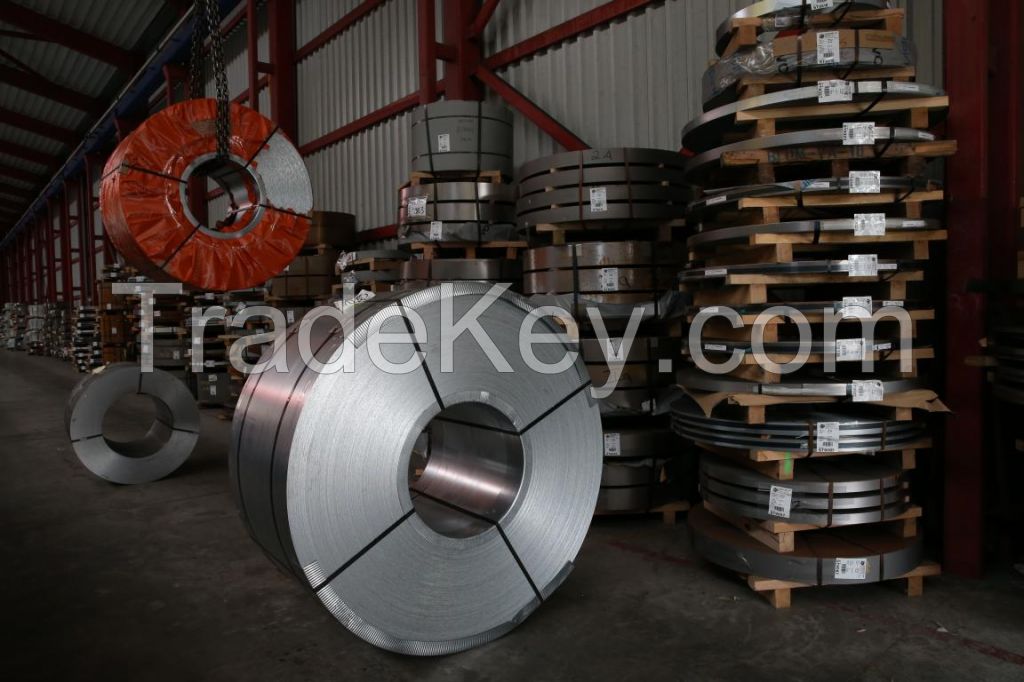 Hot dip galvanized coils