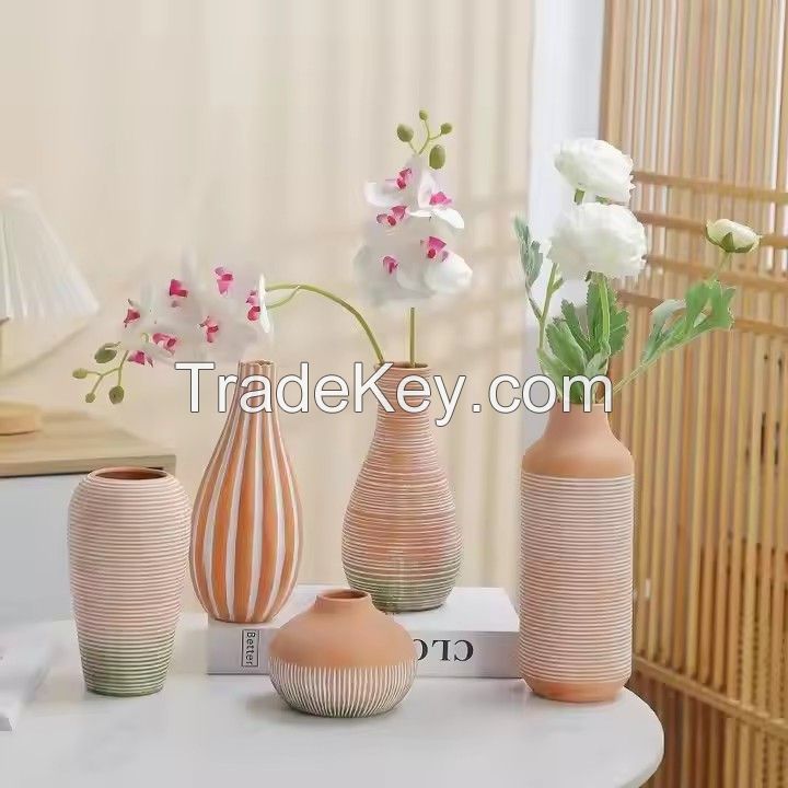Hot Selling Home Decorative Clay Vase Terracotta Pottery Flower Vase for Home Decor