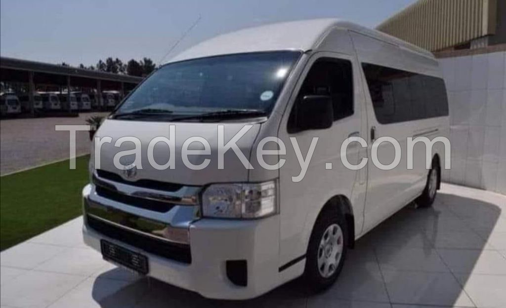 Hiace Bus