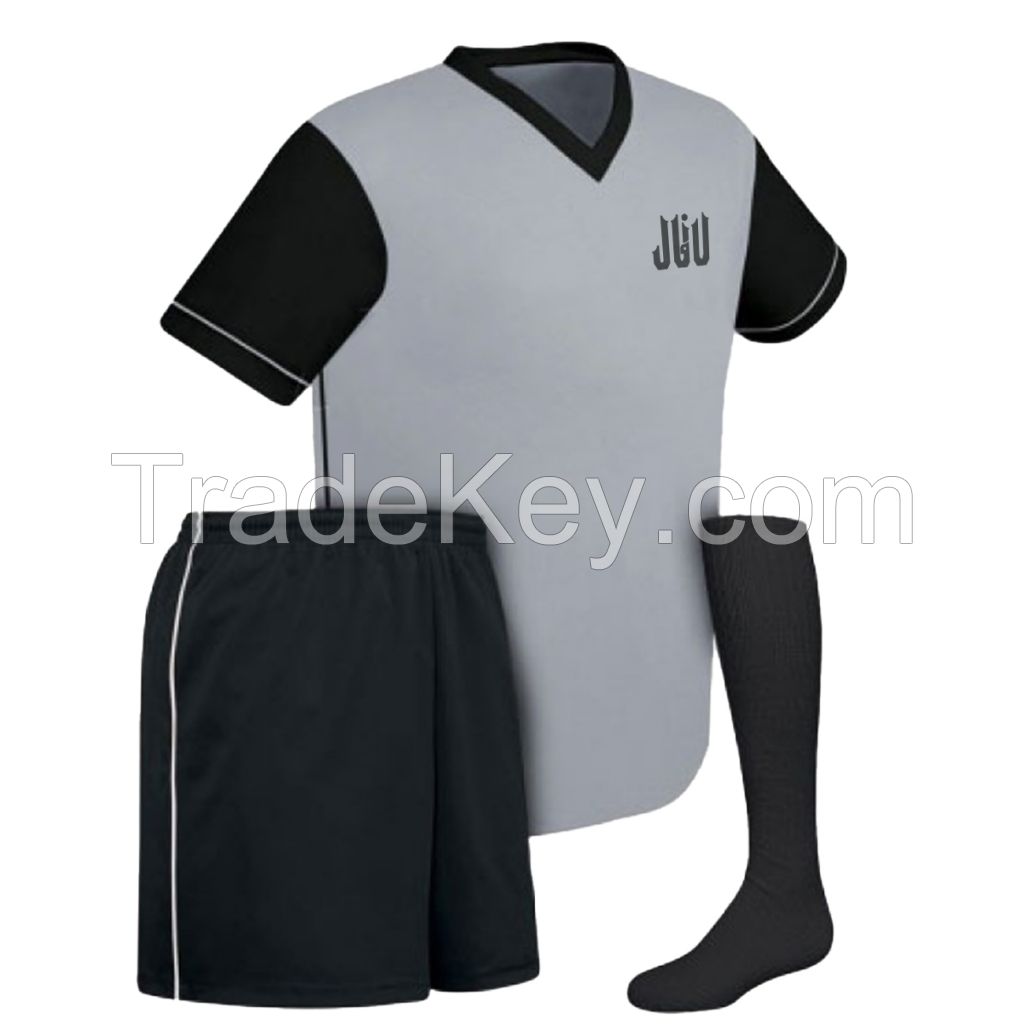 Custom (Apparels) Football Wear Wear in bulk on economic rates (negotiable)