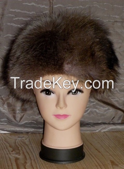 100 pieces real fur hats for only 35.- EUR/piece