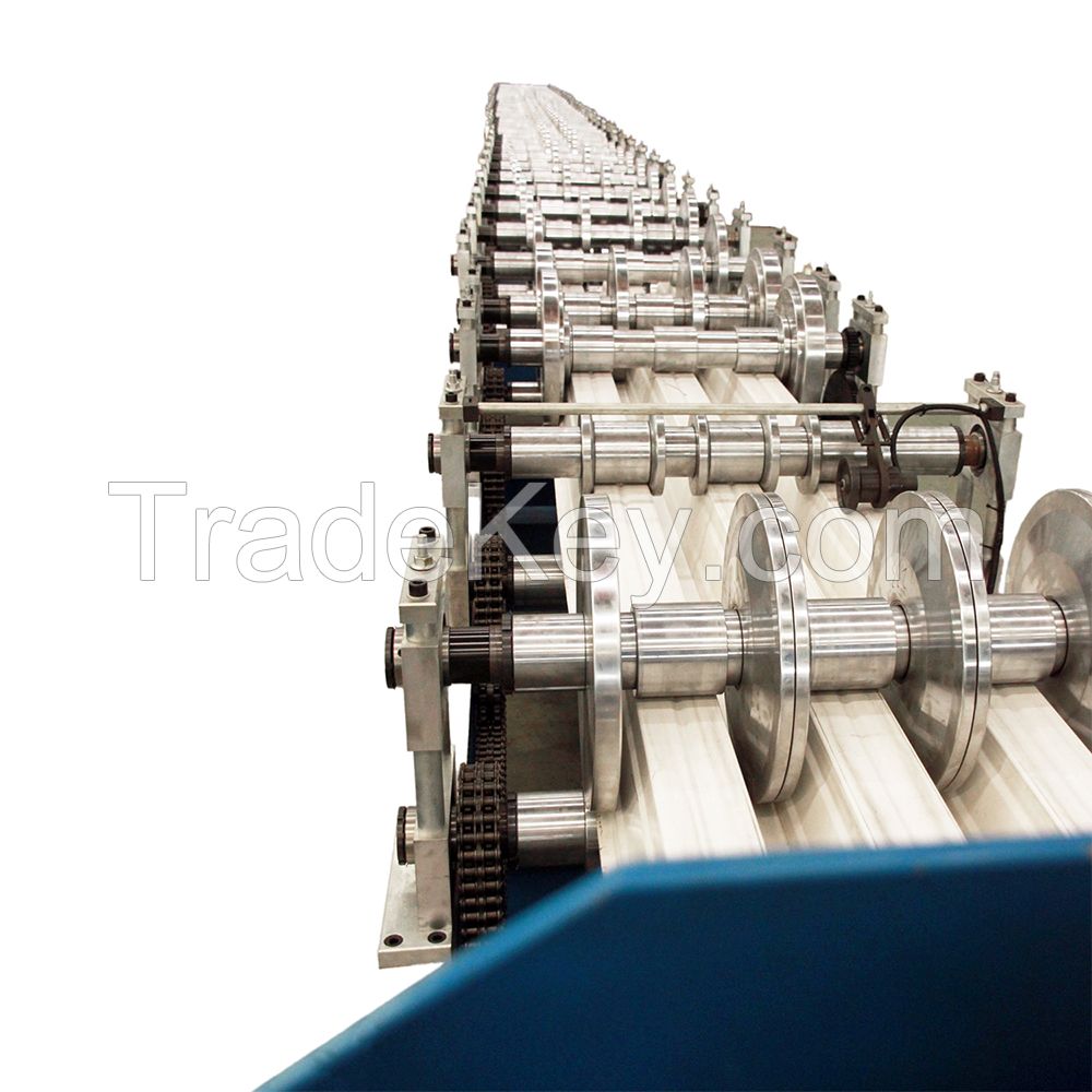 Floor deck roll forming machine