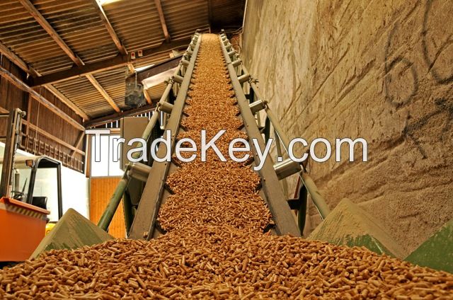 wood pellets 6mm, 15kg bags with logo, price list inside