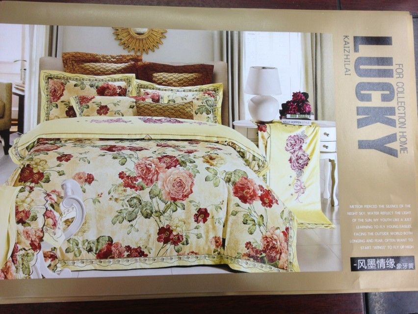 Embroidery Satin Drill 4pieces Bedding Set Good Looking with good comforter