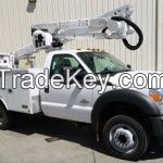 CRANES FOR STREE LIGHT REPAIR