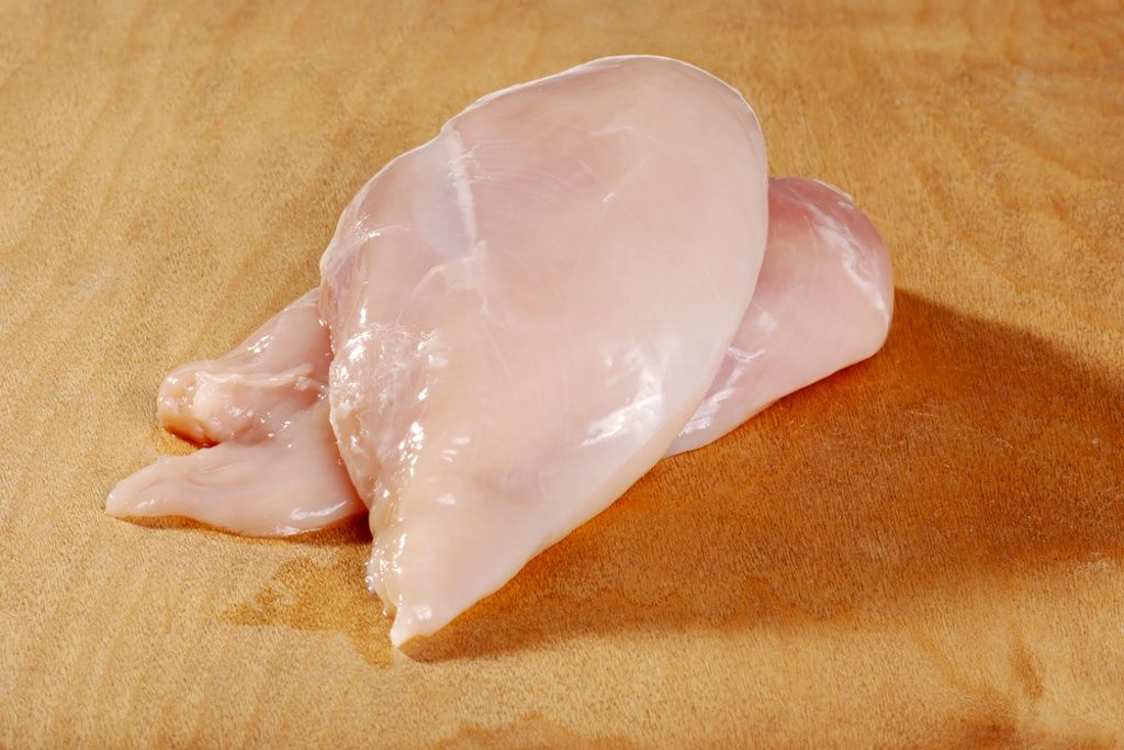 Halal chicken.frozen halal chicken.whole frozen chicken .competitive prices !!!