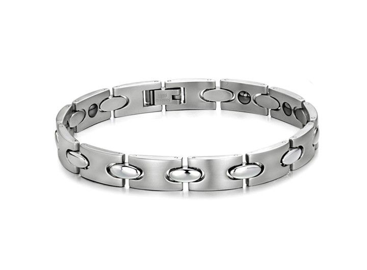 Sell latest fashion magnetic bracelet