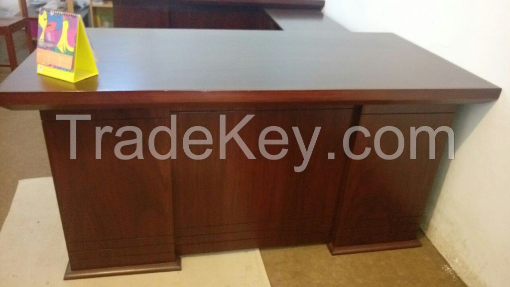 executive table  set of 3