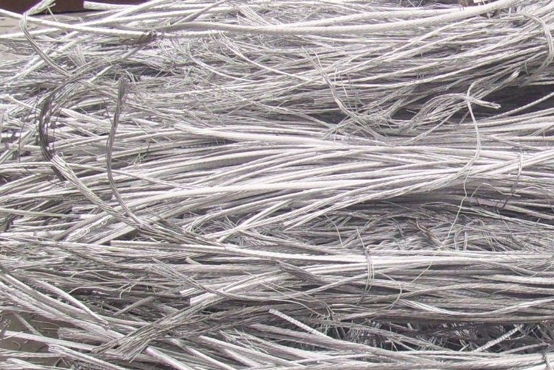 Aluminium wire scraps