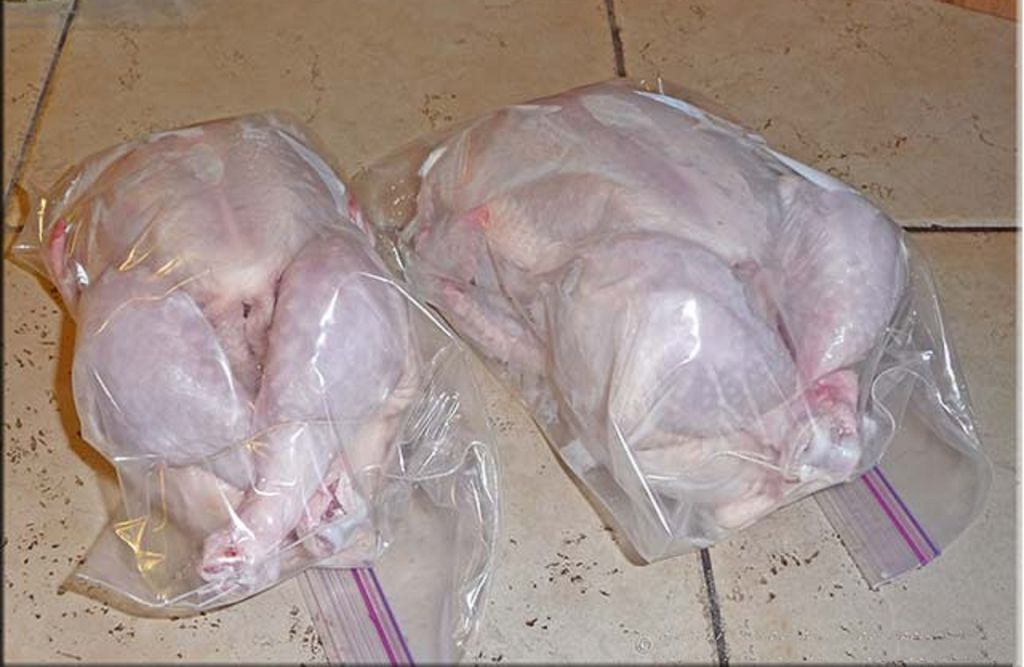 Frozen Halal Chicken Feet, Full Chicken