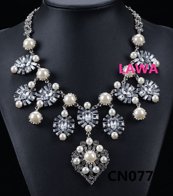 Wholesale fashion Woman handmade necklace    CN077