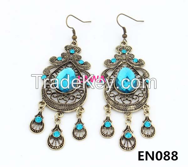 Beautiful girl earrings EN088