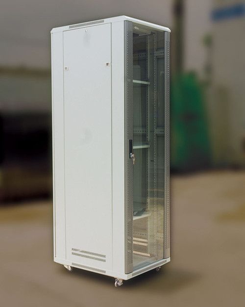 19inch server R with mesh front door