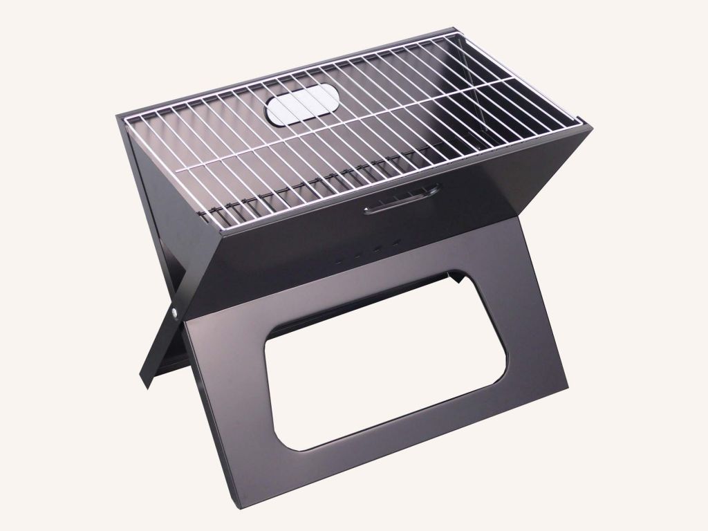 Foldable charcoal BBQ grill