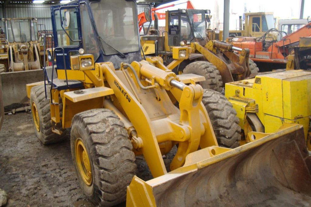 used komatsu wheel loader  WA400