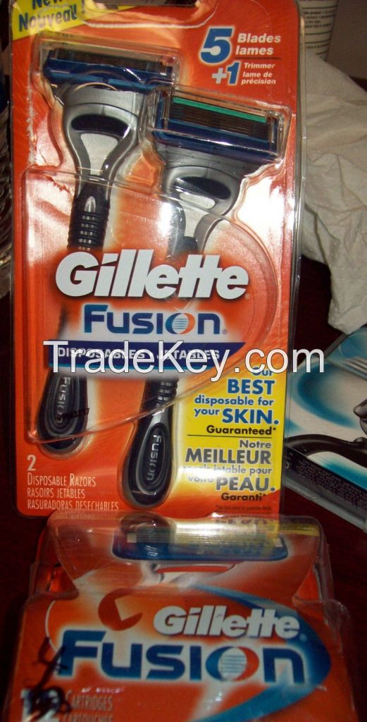 Shaving razor__G. ille__ tte  Fu_sion 4 Cartirdges and 2 Disposable JetBlades Razors