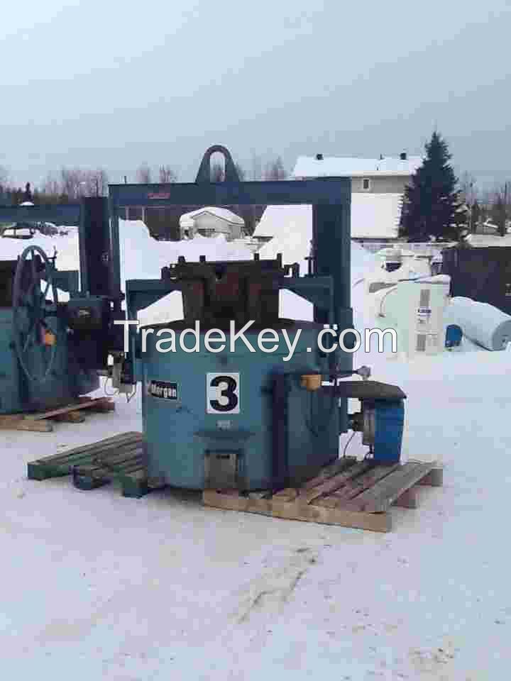 Non-ferrous melting furnace