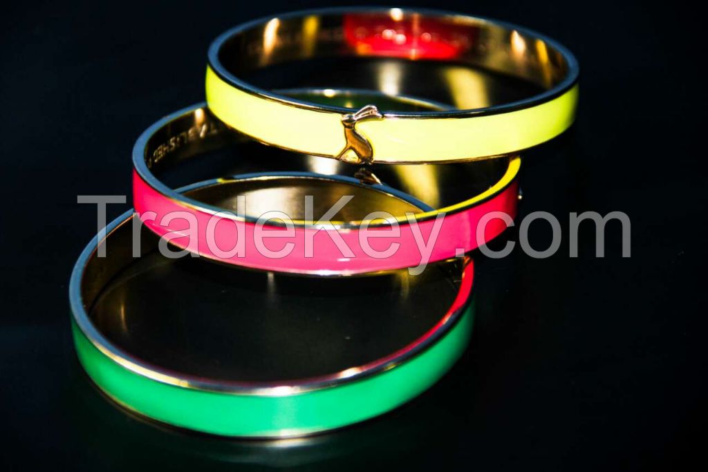 high quality metal bracelet bangle