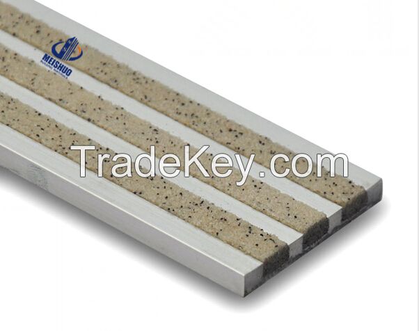 Hard wearing aluminum slab base non-slip carborundum inserted stair treads