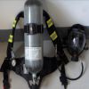 Portable emergency self-rescue oxygen breathing apparatus