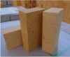 Refractory brick