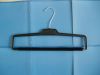 plastic pants hanger with plastic bar and sponge suit pants hanger