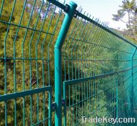 useing wire mesh fence