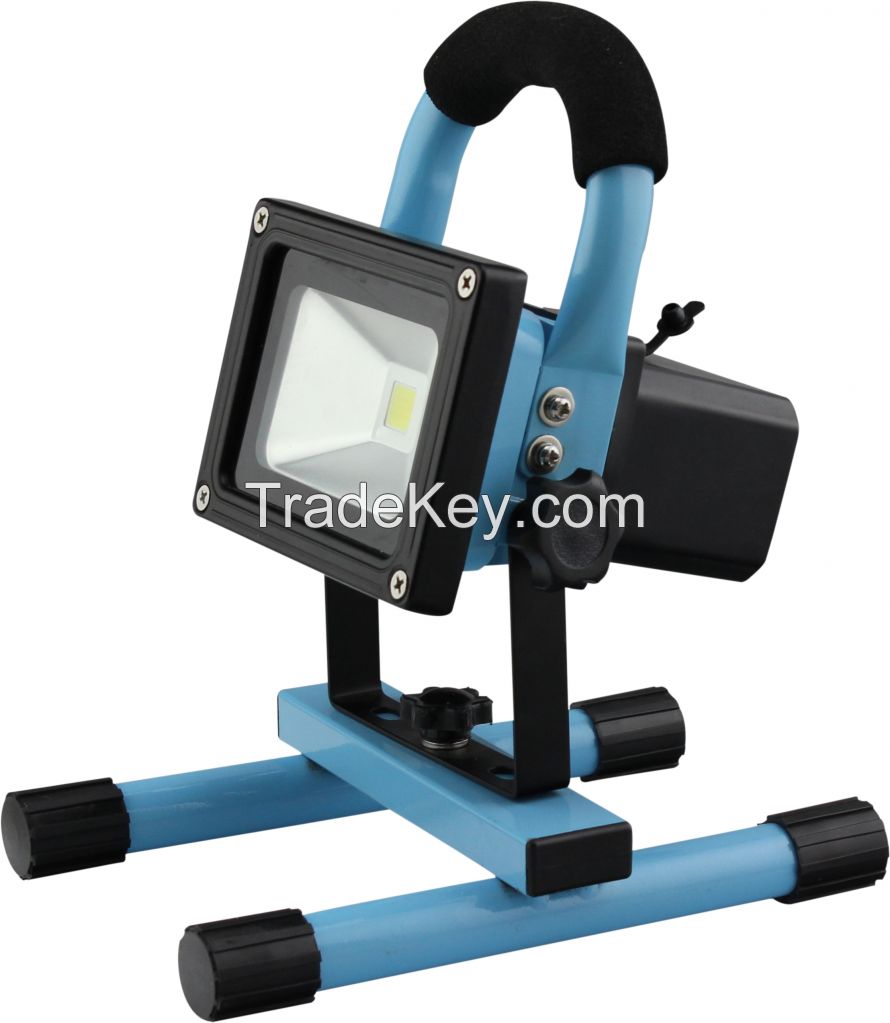 Portable LED flood light