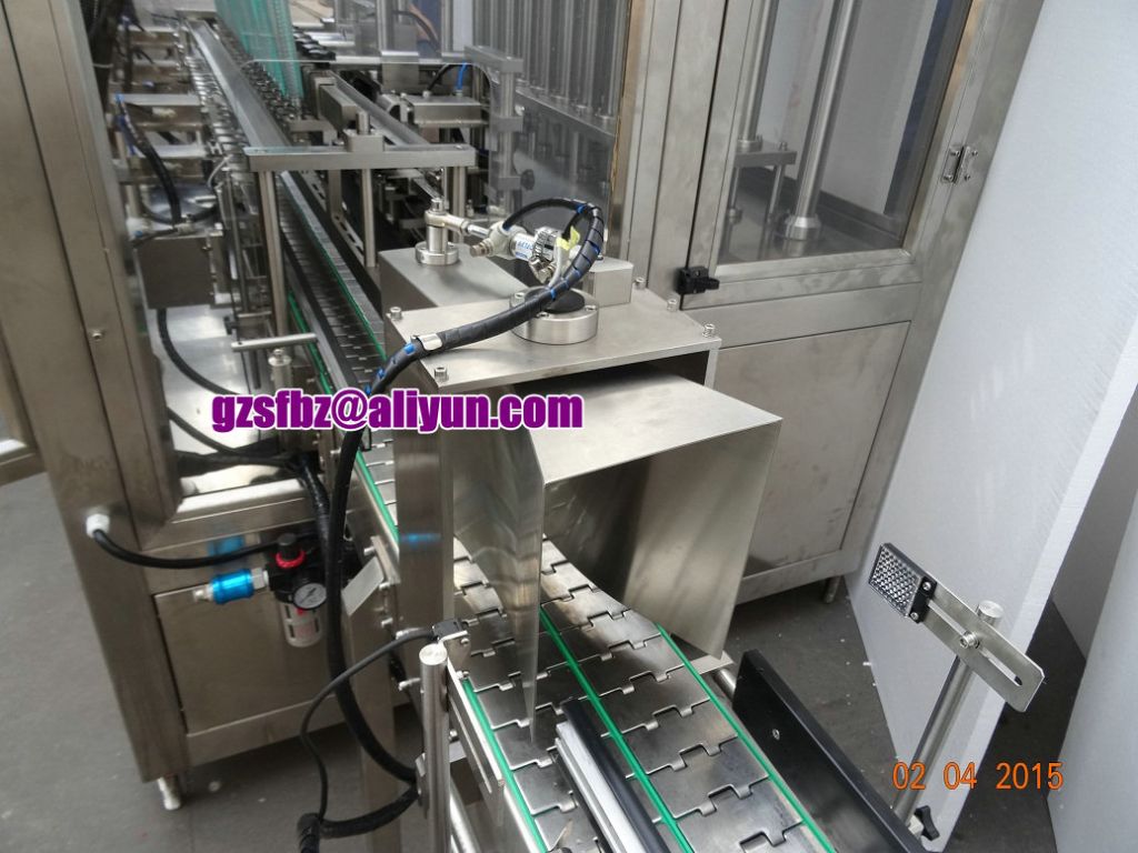 Automatic liquid/paste filling machine