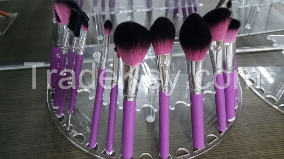 makeup brush